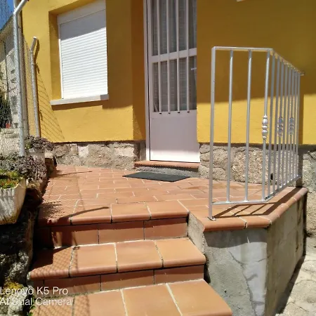Casa Rural El Maragato * Navalsauz