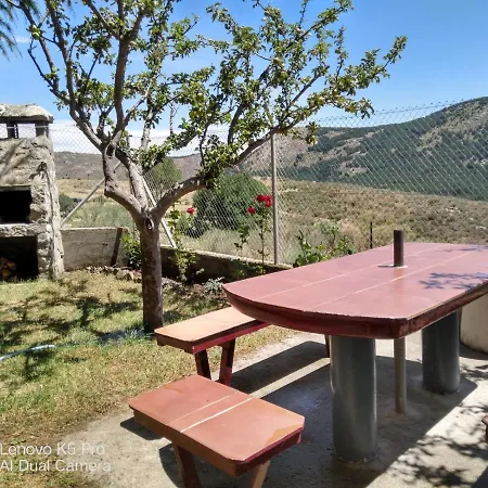 Casa Rural El Maragato * Navalsauz